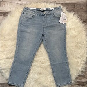 NEW SKINNYGIRL Women's Light Blue Jeans